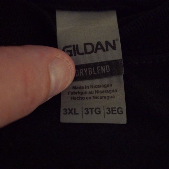 Kyle Larson Knoxville Nationals Championship T-shirt - Picture 2 of 3